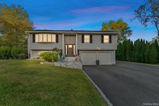 3484 Curry St, Yorktown Heights, NY 10598