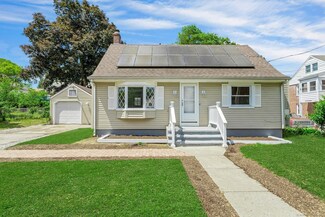 184 Merritt St, Bridgeport, CT 06606