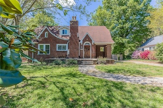 122 Rosedale Cir, Winston Salem, NC 27106