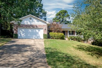 10 Cambay Ct, Little Rock, AR 72211