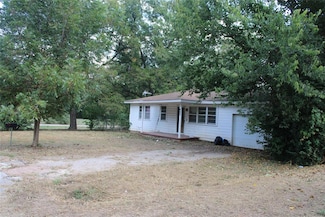 605 E Jennings St, Wynnewood, OK 73098