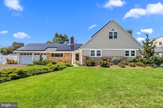 107 Forsythia Dr N, Levittown, PA 19056