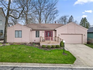 30 Colony Park Dr Unit 12, Troy, OH 45373