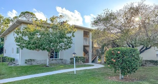 15 Lake Vista Trail Unit 206, Port Saint Lucie, FL 34952