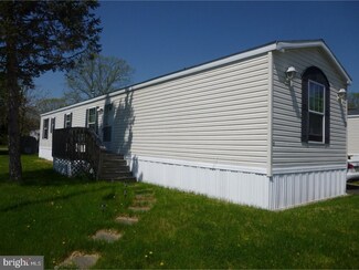 38 Briarhill Dr, Chesilhurst, NJ 08089