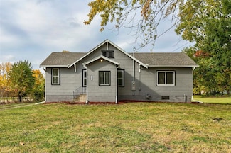 5784 NE 11th Ct, Des Moines, IA 50313