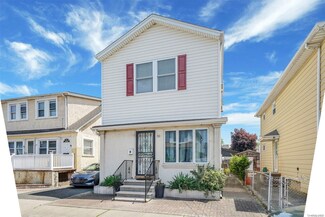 31 Evans Ave, Elmont, NY 11003