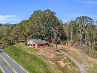 6271 N Carolina 108, Mill Spring, NC 28756