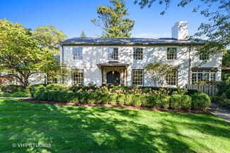 573 Grove St, Glencoe, IL 60022