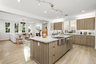 2386 Lapis Rd, Carlsbad, CA 92009