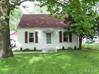 3416 N El Vista Ave, Peoria, IL 61604