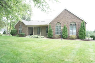 6118 Lansdown Ct, South Bend, IN 46614