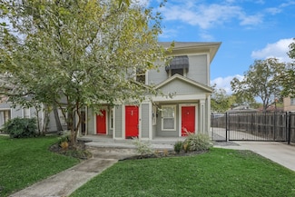 4820 Worth St Unit B, Dallas, TX 75246