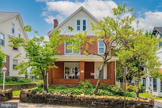 520 Greenwood Ave, Jenkintown, PA 19046