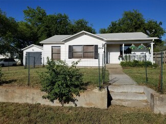 1509 S Main St, Cleburne, TX 76033