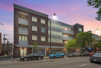 3021 W Armitage Ave Unit 201, Chicago, IL 60647