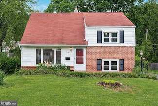 1 Sandy Ln, Malvern, PA 19355