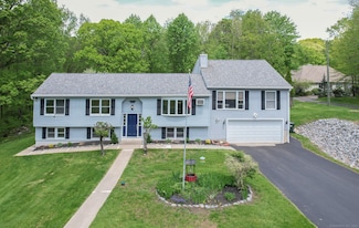 1 Cheryl Ln, Prospect, CT 06712