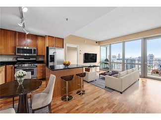 929 Portland Ave Unit 1902, Minneapolis, MN 55404