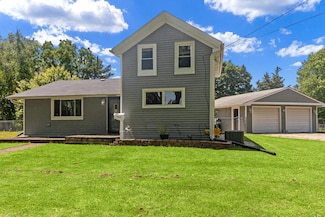542 S Franklin St, Whitewater, WI 53190