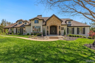 12918 N Topping Estates Dr, Saint Louis, MO 63131