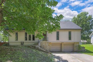 6704 N Agnes Ave, Kansas City, MO 64119