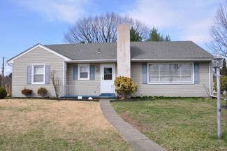 2215 Kings Ave, Easton, PA 18045