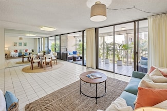 250 Ohua Ave Unit 1, Honolulu, HI 96815