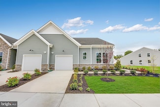 47 Carney Ct, Dover, DE 19904