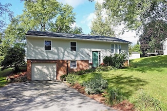 19 Victor Place, Rutland, VT 05701