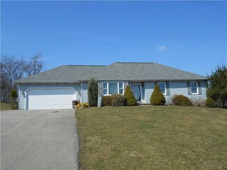 75 Damich Ln, Bentleyville, PA 15314