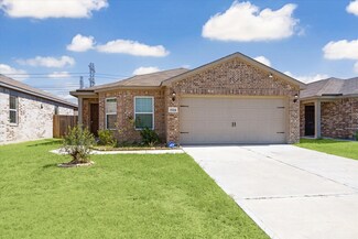 15214 Central Lakes Dr, Humble, TX 77396