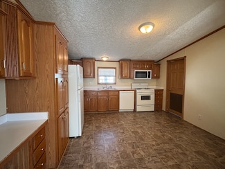 302 Scarlet Oak Ln Unit 302, Whittaker, MI 48190