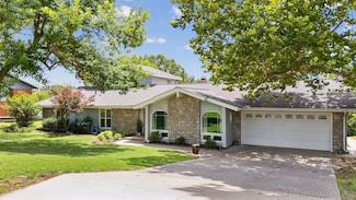 160 Osage Ridge Dr, Sand Springs, OK 74063