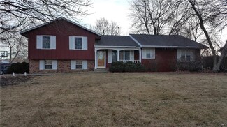 704 SW 3rd St, Stuart, IA 50250