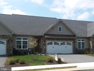 564 Springbrook Dr Unit 47, Palmyra, PA 17078