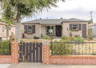 823 N Towner St, Santa Ana, CA 92703