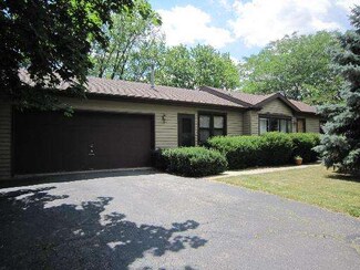 21617 121st St, Bristol, WI 53104