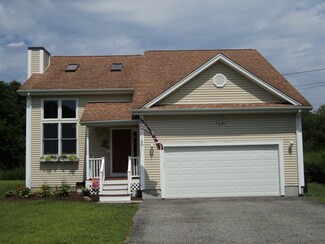 67 Carvalho Dr, Swansea, MA 02777