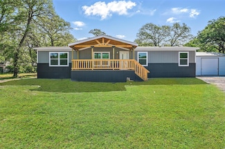134 Overland Trail, Azle, TX 76020