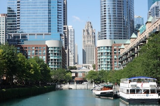 440 N Mcclurg Ct Unit 417, Chicago, IL 60611