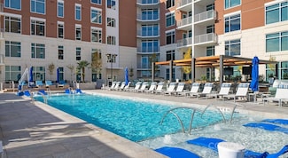 4425 Sharon Rd Unit PH2, Charlotte, NC 28211