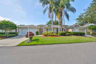 1111 Corinth Greens Dr, Sun City Center, FL 33573