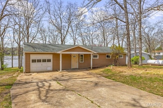 3834 Thelma Dr, de Soto, MO 63020
