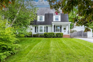 29 Rumford Ave, Rumford, ME 04276