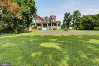 9 State Hill Rd, Waynesboro, PA 17268