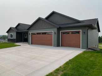 158 Southern Dr, Holmen, WI 54636