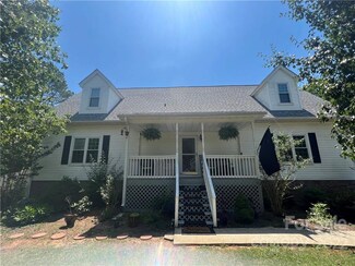 1120 Hidden Brook Ln, Clover, SC 29710