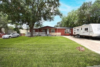 15116 Magnolia St, Lytle, TX 78052
