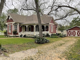 5100 Church St, Chappell Hill, TX 77426